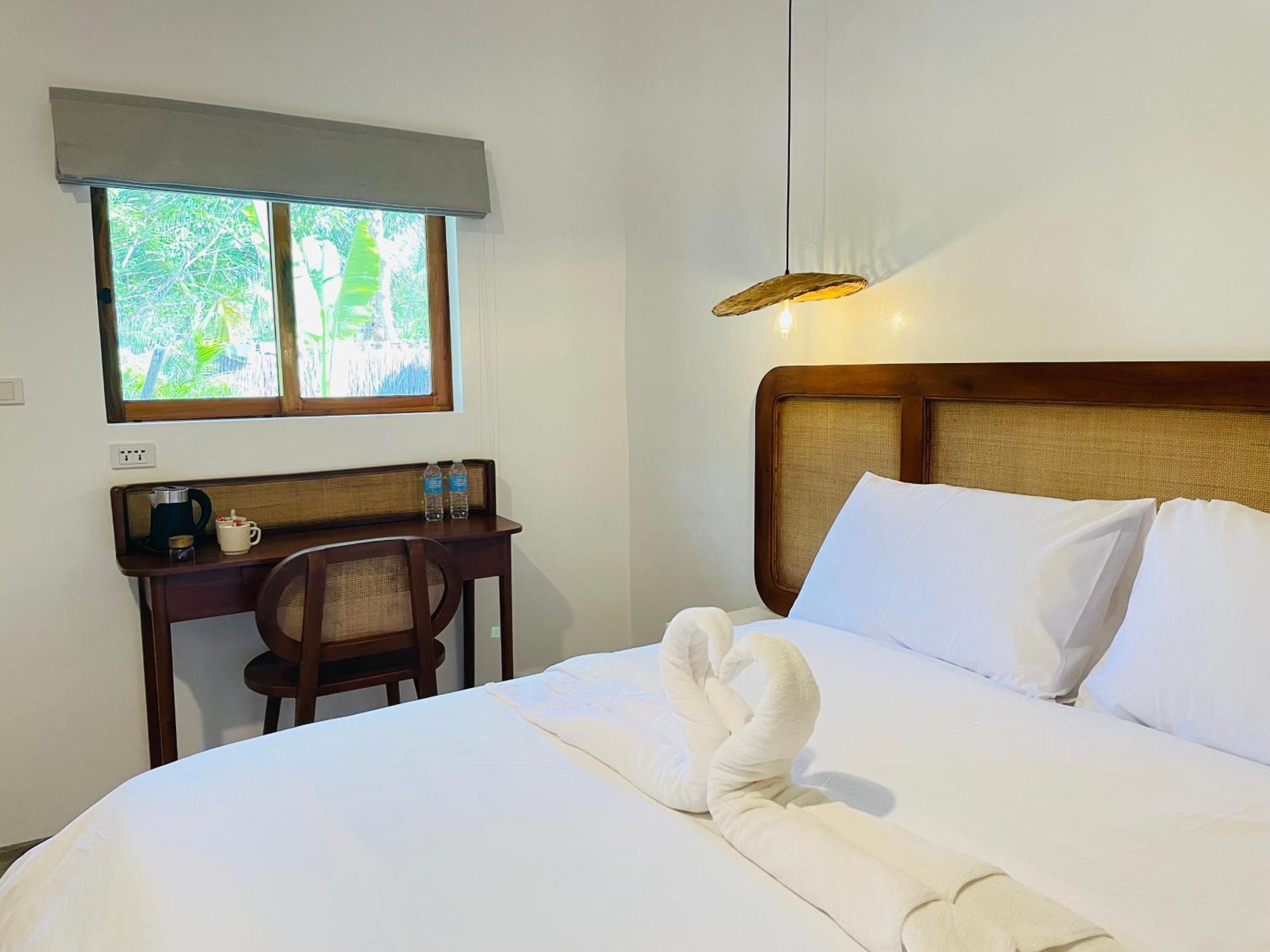 Maayong Hostel (Adults Only) 몰볼 외부 사진