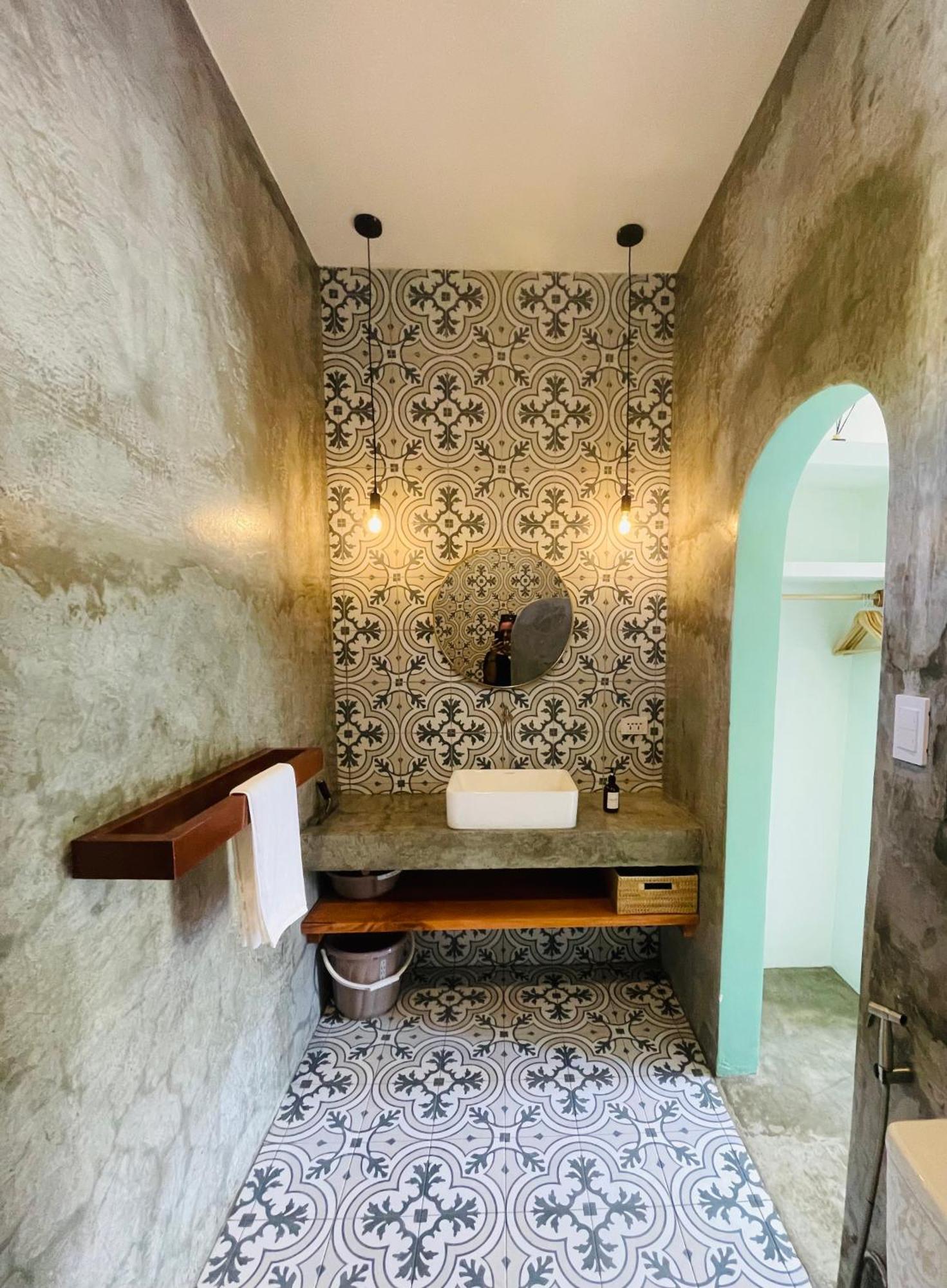 Maayong Hostel (Adults Only) 몰볼 외부 사진