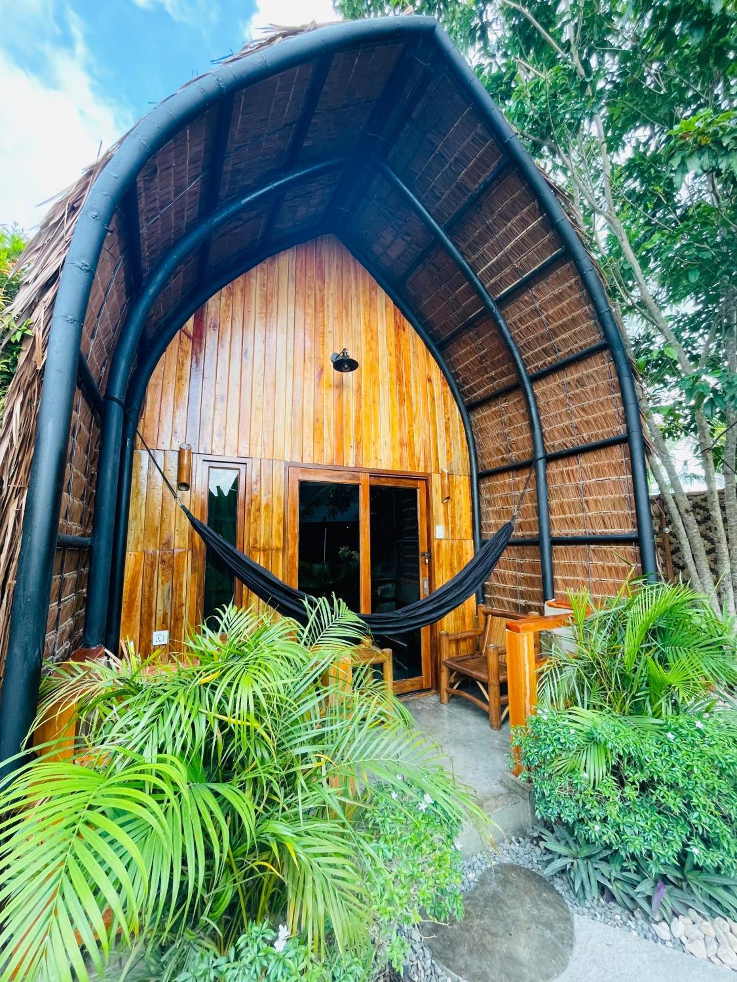 Maayong Hostel (Adults Only) 몰볼 외부 사진